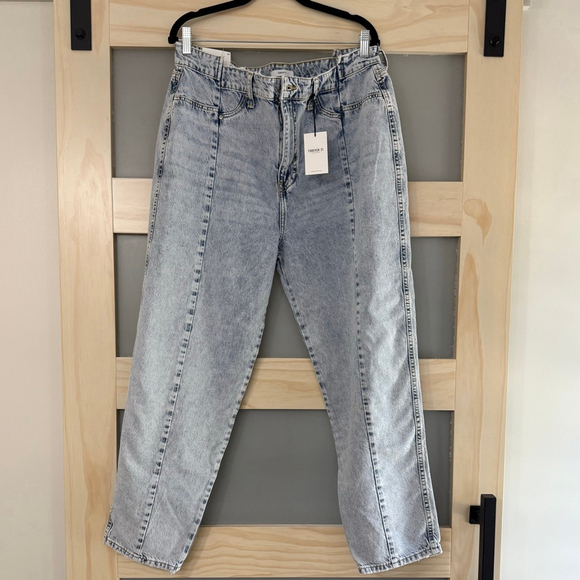 Forever 21 Mom Jeans Light Wash Size 34, 27 Inseam 100% Cotton Vintage Style - Picture 2 of 5